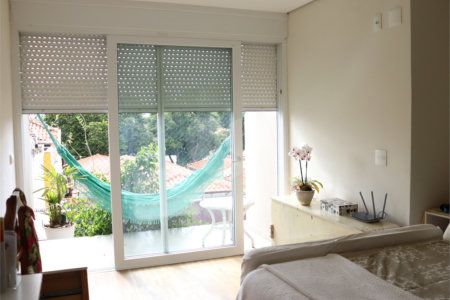 Casa Nova na Saúde c/380m2 de construção - 6 Quartos/4 suítes/4 Vagas na garagem