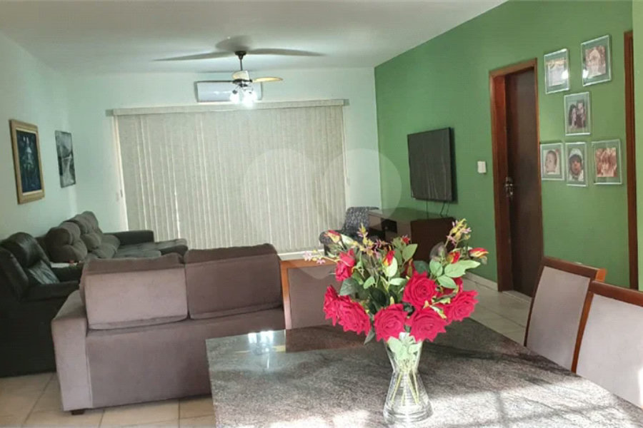 Casa Residencial ou Comercial para alugar em Piracicaba - SP.