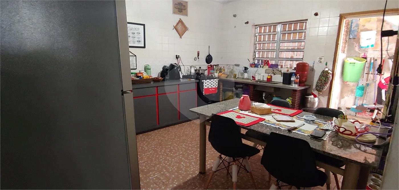 Casa com 156 m², 2 quartos, garagem para 3 carros, à venda no bairro Cerâmica em São Caetano do Sul