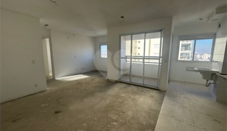 Apartamento à venda com 2 quartos, sendo 1 suíte,  em Vila Rosália, Guarulhos, SP