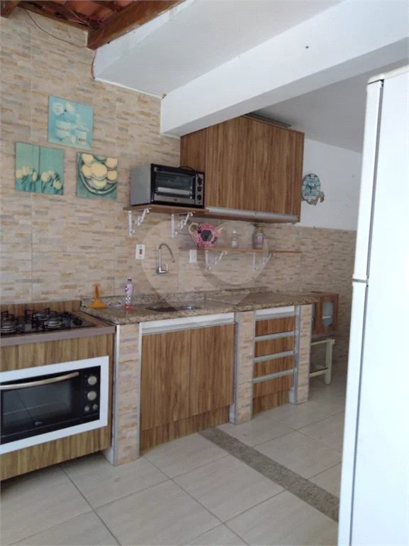 Casa com 3 dormitórios para locação, 222 m² - Vila Borghesi - São Roque/SP
