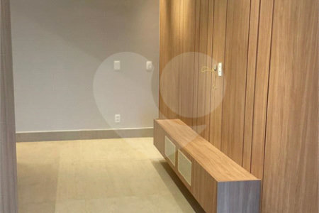 Imóvel de 71m² decorado e mobiliado 2 suítes com ar-condicionado e cozinha mobiliada 1 vaga Pinheiros