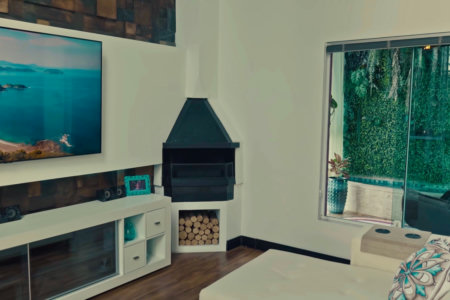 Casa de Alto Padrão à venda com 4 quartos, sendo 1 suíte, em condomínio, Cotia - SP