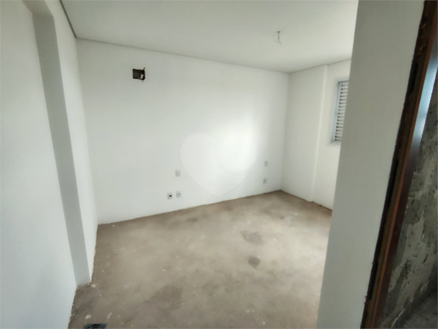 Apartamento 3 Quartos com Suíte 109m², Aurora Gardens 2 Vagas de Garagem