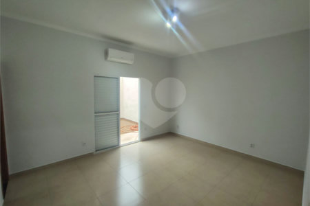 Casa à venda com 3 quartos, sendo 1 suíte,  no condomínio Bosque São Carlos, São Carlos - SP