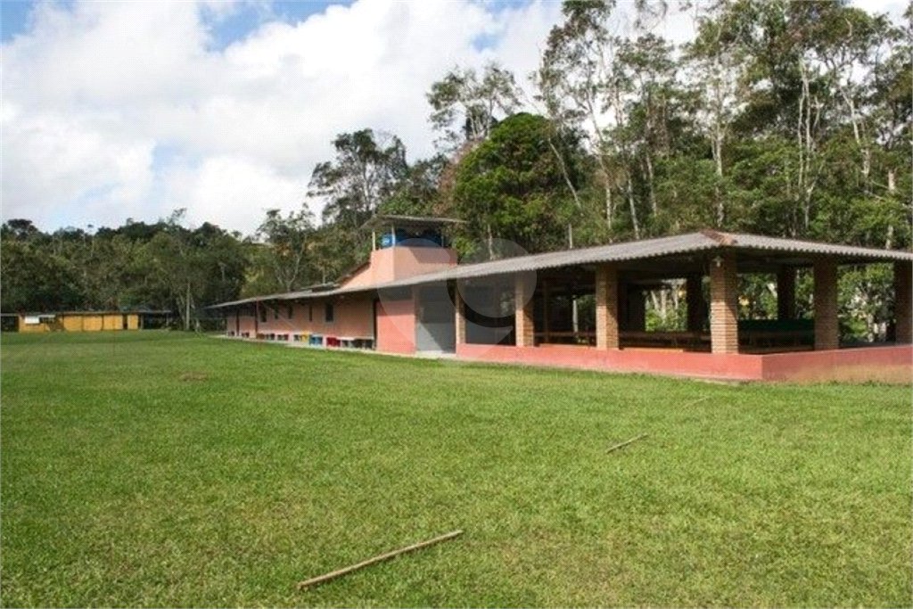 Sítio à Venda Natividade da Serra c/ 2.291,56m² Area Const. e 271.000,00m² Área Total