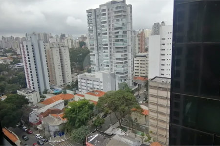 CONJUNTO COMERCIAL COM 45m2 PARA VENDA OU LOCAÇÃO NA VILA CLEMENTINO