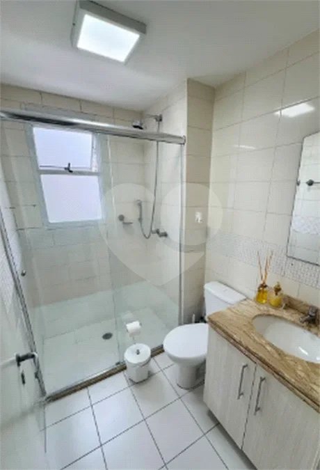 Apartamento à venda na Vila Augusta, em Guarulhos, com 55 m² de área privativa, 2 dormitórios, 1 banheiro e 1 vaga de garagem.