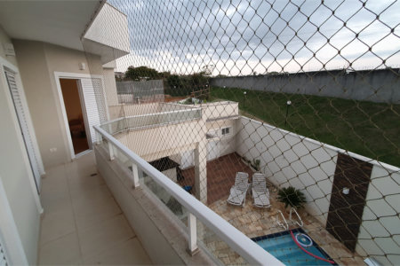 CASA A VENDA NO URBANOVA COM 390M², 5 DORMITORIOS, 6 BANHEIROS, PISCINA, 3 VAGAS, Sjc