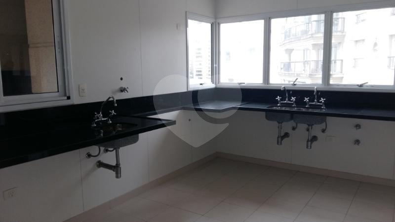 Apartamento à venda com 4 suítes em Panamby, São Paulo, SP
