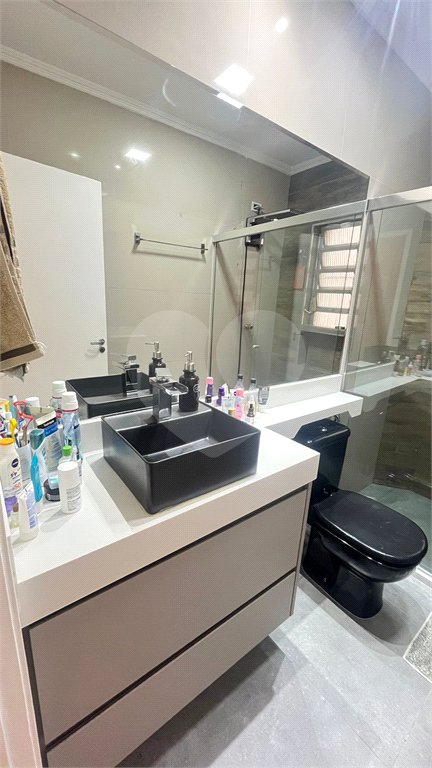 Apto Reformado em Mirandópolis c/76m2 úteis - 2 Dormts/1 Vaga fixa