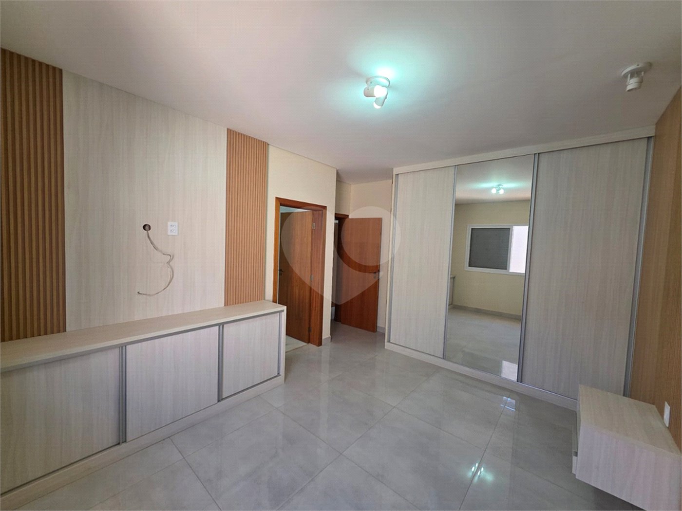 Casa no Village Damha III, 3 quartos 2 suítes