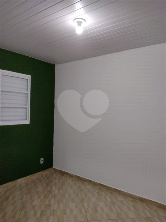 Casa térrea no Jardim Zavaglia.