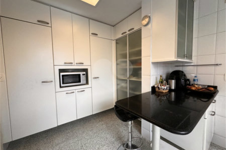 Higienópolis: Apartamento de 350 m2, 4 suítes, 5 vagas.