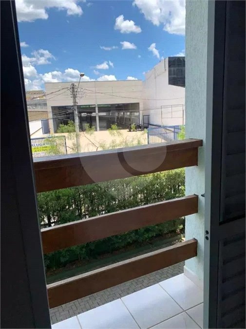 Apartamento em Atibaia com 2 dormitórios (1 suíte), 1 vaga de garagem, elevador, área de lazer com piscina