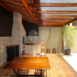 Casa à Venda em São Caetano do Sul com 188 m², 2 Vagas e Churrasqueira.