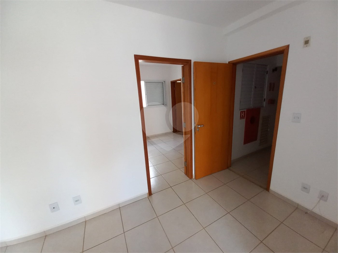 Apartamento no Condomínio Veneza
