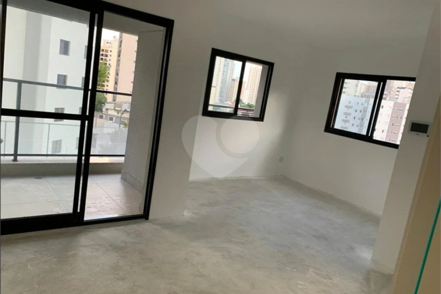 Sala Comercial à Venda 31 m2 Região Saúde Chácara Inglesa