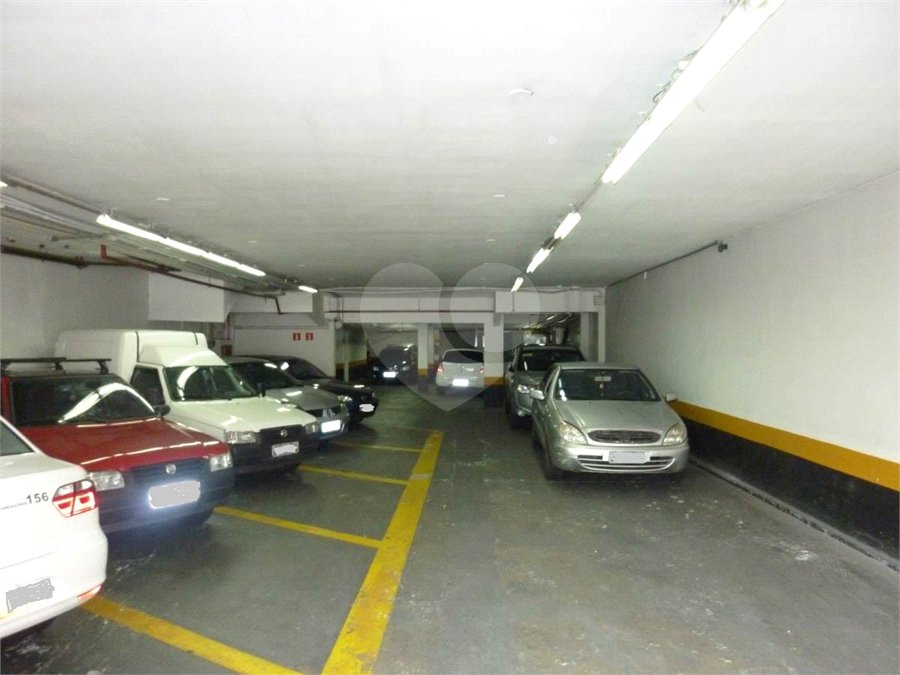 SALÃO COMERCIAL DE 375 M² EM PINHEIROS