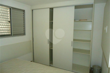 Apartamento no Condomínio Monte Nevada.