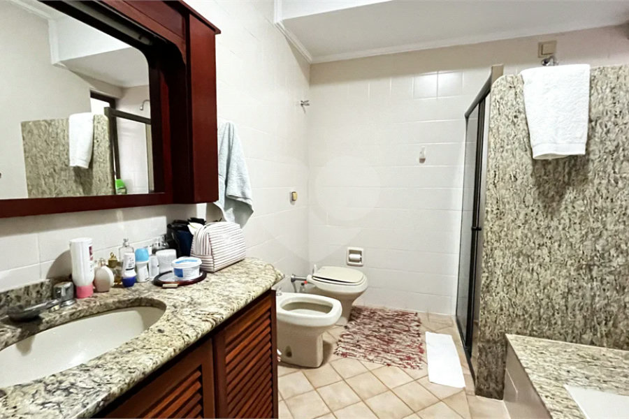 Casa à venda com 3 quartos, sendo 1 suíte, em Jardim Dos Estados, Poços de Caldas - MG