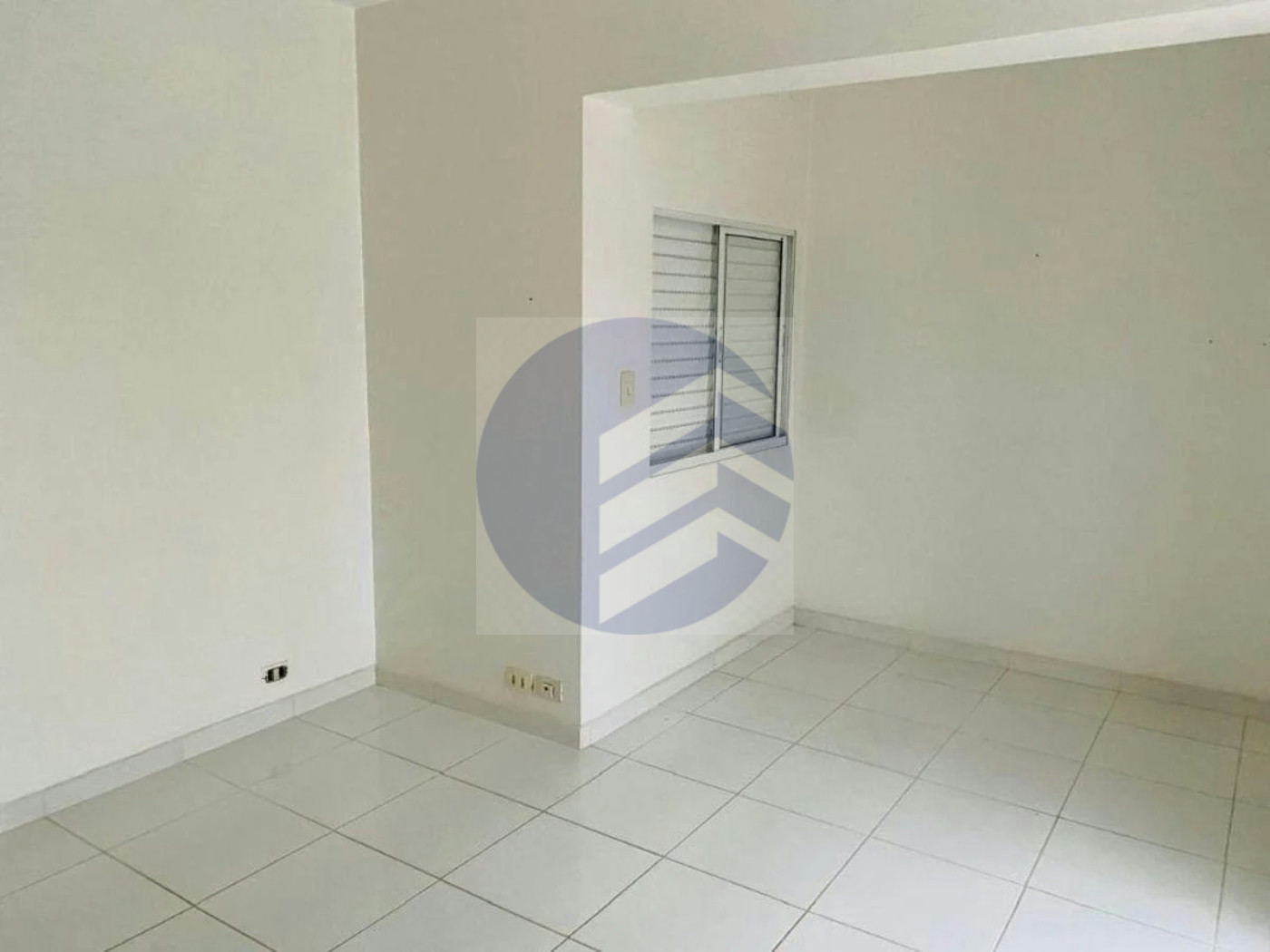 Casa à venda com 2 quartos em Jardim Rizzo, São Paulo - SP