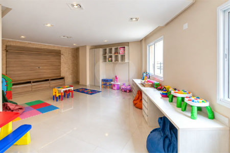 Apartamento de 130 m² no Jardim do Mar, com 3 suítes, 4 banheiros, varanda gourmet, 2 vagas e condomínio completo com piscina aquecida e lazer.