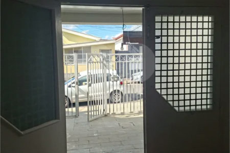 Indaiatuba- Sp - Centro - Casa terrea - finalidade comercial ou residencial - Terreno 181,01 - construido 99,94 - Venda - R$ 830.000,00 - Locação - R$ 3.900,00- IPTU - R$ 256,78 - 03 salas - Hall de entrada amplo - Cozinha. com armário - Banheiro. - Quintal. - Ótima localização, próximo a restauran