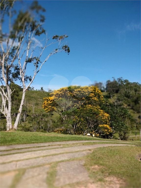 Sítio à Venda Natividade da Serra c/ 2.291,56m² Area Const. e 271.000,00m² Área Total