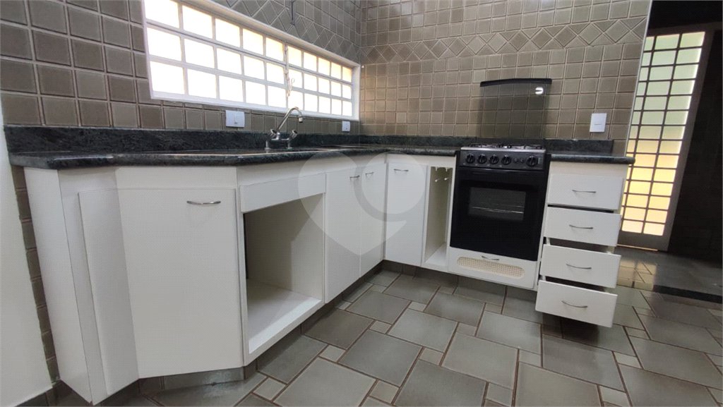 Casa à Venda em São Carlos, no bairro Portal do Sol