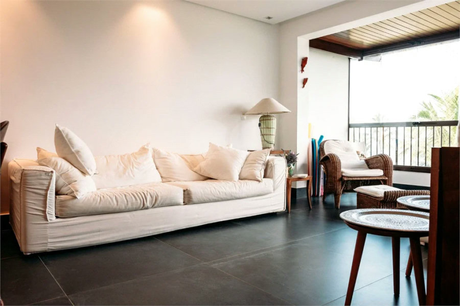Apartamento à venda com 3 quartos, sendo 1 suíte, em Riviera de São Lourenço, Bertioga, SP