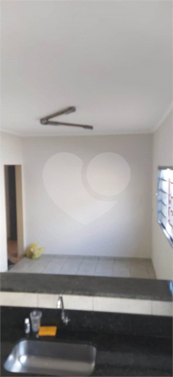 Casa térrea no Jardim Santa Maria .