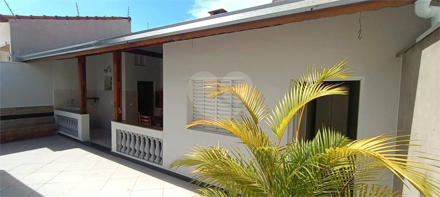 Casa à venda com 3 quartos, sendo 1 suíte,  em Morumbi, Piracicaba, SP