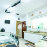 Casa com 172m² , 3 dormitórios , sendo 1 suíte , 2 vagas , à venda no Jardim Alvorada em Santo André.