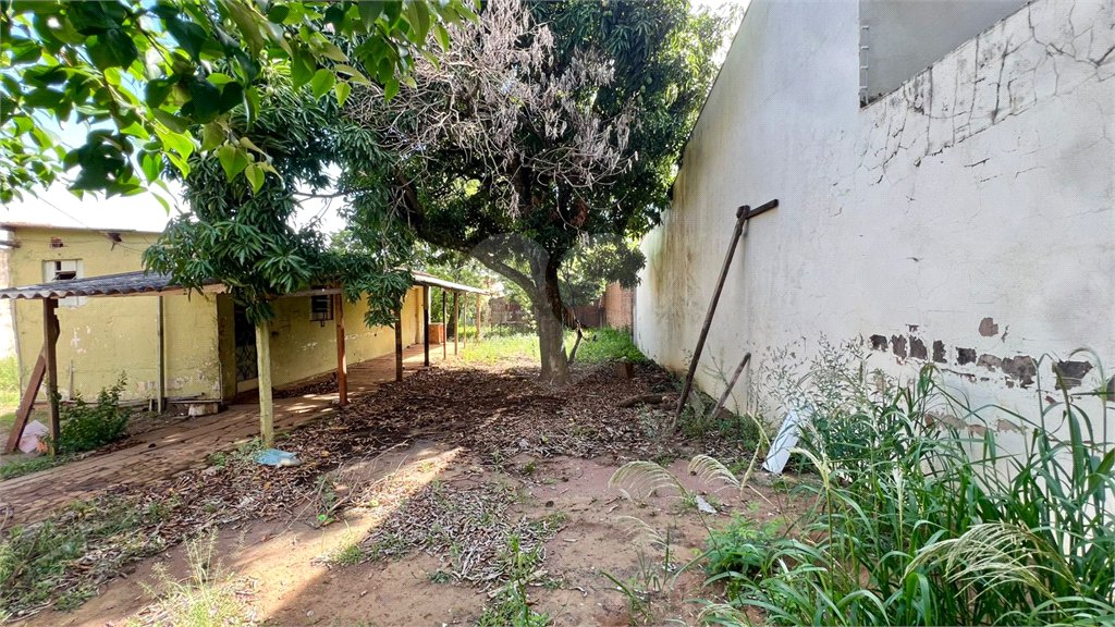 Terreno à Venda no Jardim Tangará