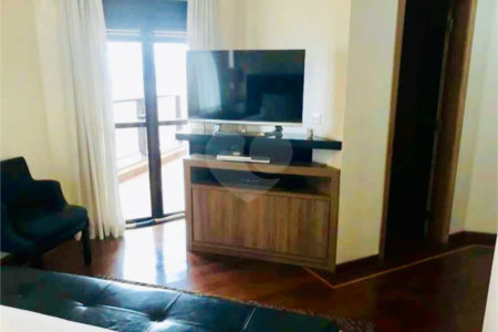 Apartamento à venda na Saúde de 500m² com 5 dormitórios, 4 suítes e 5 vagas