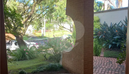 Casa à venda com 4 suítes em Funcionários, Poços de Caldas, MG