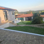 Indaiatuba- condominio Vale das Laranjeiras - Itaici - Terreno 3040,00 ms- construida 220ms - 3 dormitórios, sendo 2 suítes e uma suíte master com closet, além de uma sala ampla com 3 ambientes, Cozinha planejada,, campo de futebol/vôlei, Area de lazer com piscina, espaço gourmet com churrasque