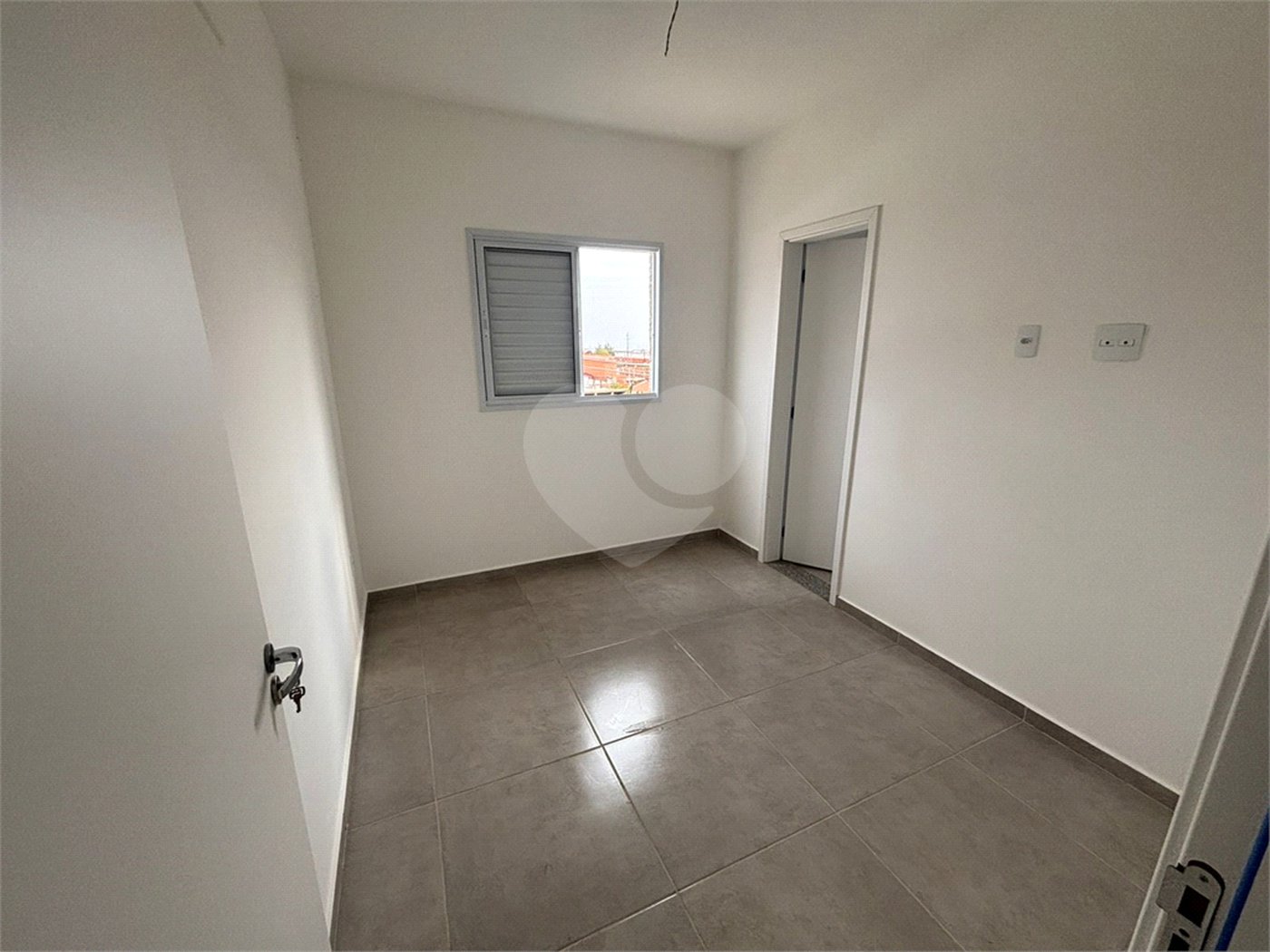 Apartamento á venda na região do Vila Prado.