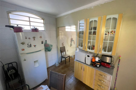 Casa térrea disponível para venda no Jardim Bandeirantes
