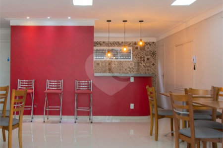 Apartamento de 2 quartos à venda perto do Metrô Paraíso! Excelente localização!
