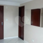 Ótima cobertura com 3 dormitórios,1 suíte, Condomínio com lazer e ótima localização.,