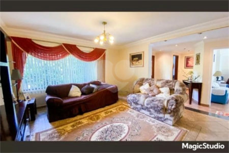 Casa com 540m² , 5 dormitórios , sendo 4 suítes , 10 vagas , à venda no bairro Jardim , em Santo André