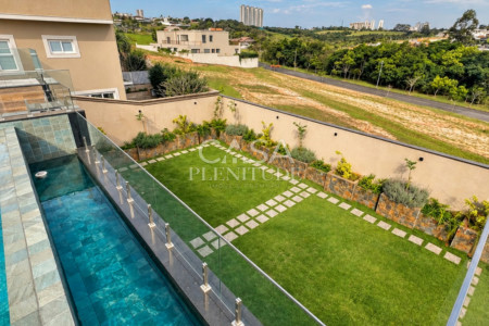 Casa nova no Saint Patrick com 926 m², 5 suítes, elevador e piscina aquecida, saúna em Sorocaba