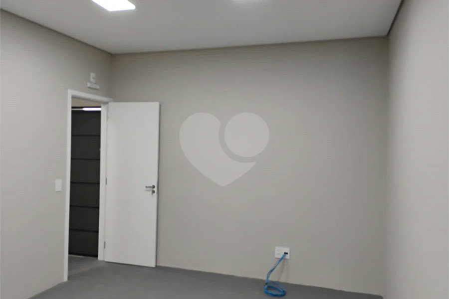 Aluga-se Salão Comercial na Vila Mascote