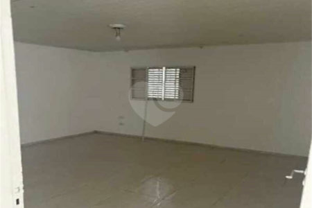 Terreno com 4 casas à venda na melhor região da Mooca, próximo à rua do Oratório!!