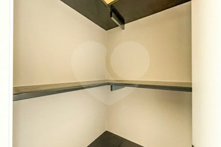 Casa Térrea Evidências - Indaiatuba/SP - R$ 1.950.000,00 - Área Total 307,33 m² - Área Construída 201,90 m² - TÉRREA - 03 suítes sendo a master com closet; Escritório; Lavabo; Cozinha com cooktop, forno, micro-ondas e coifa; Móveis planejados na hall de entrada, sala, escritório, cozinha, gourmet, s
