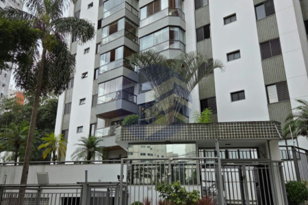 Apartamento à venda com 3 quartos, sendo 1 suíte, em Vila Andrade, São Paulo - SP