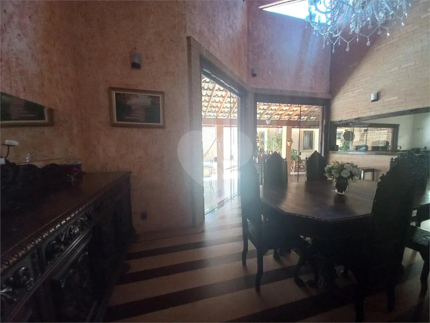 Linda casa com piscina localizada no melhor condomínio de Hortolândia - Green Park.