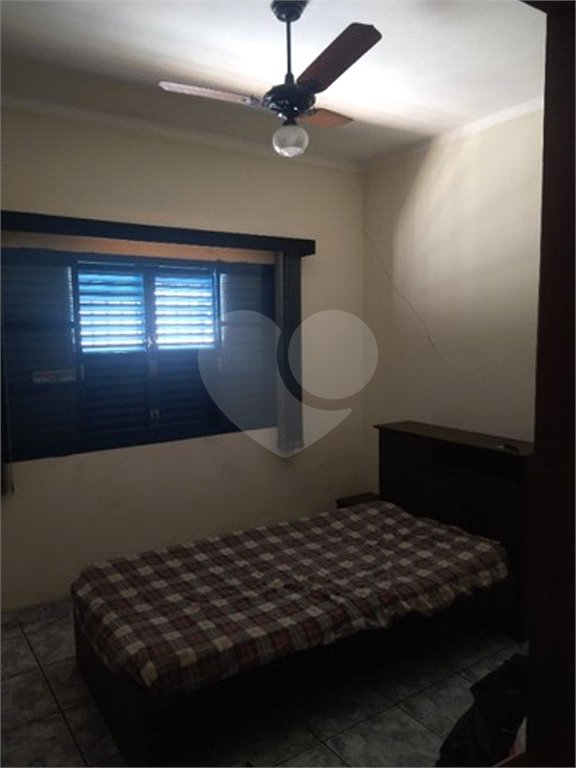 Casa térrea no Centro em Araraquara/SP, com 4 dormitórios